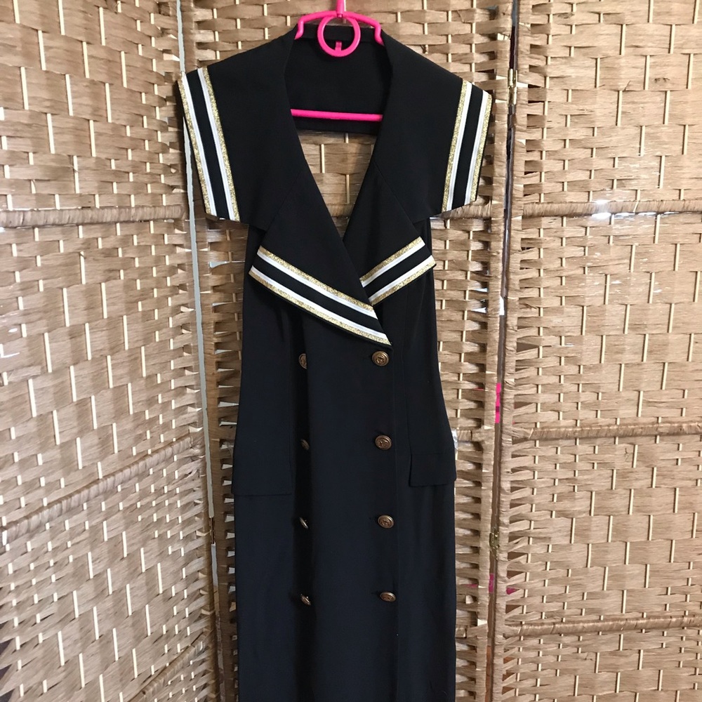 Cache Black Gown